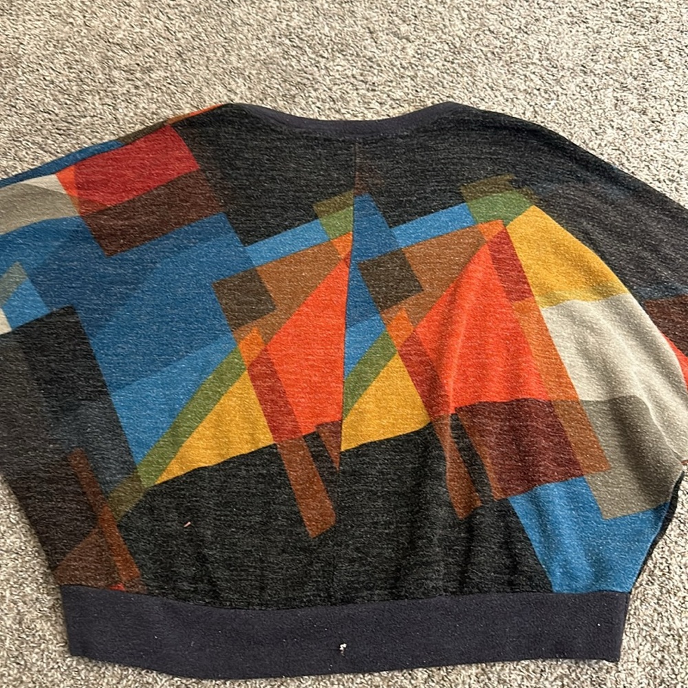 Sweater - Picture 4 of 4
